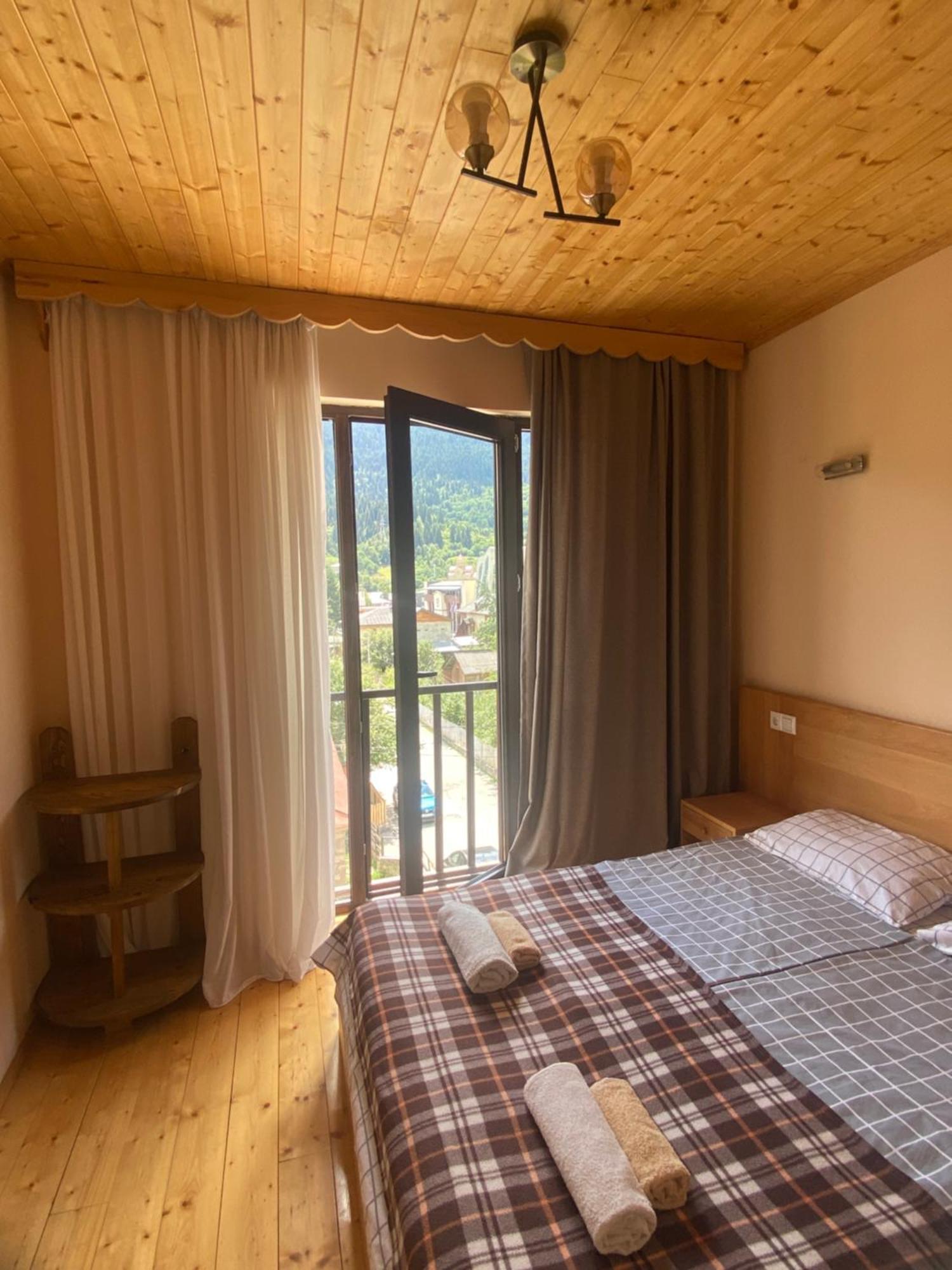 Sana Guest House Mestia Zewnętrze zdjęcie
